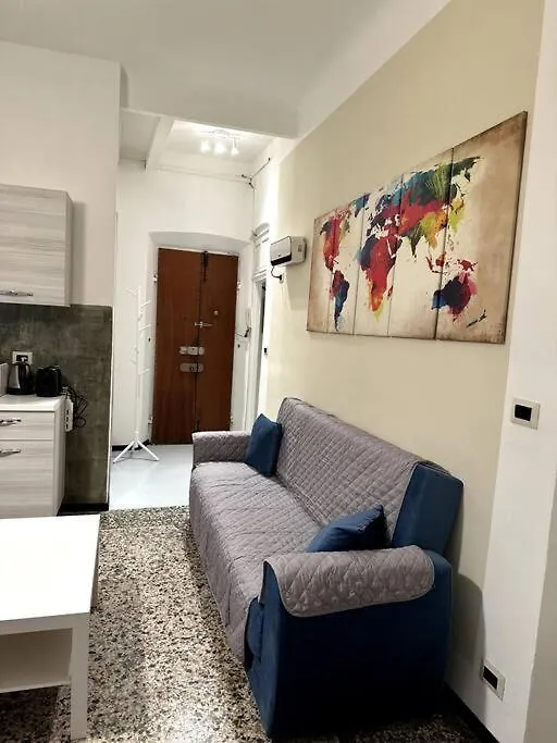 Ridi Che Ti Passa In Vico Del Fieno Apartment Genoa