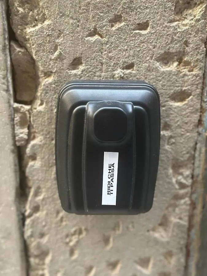 Ridi Che Ti Passa In Vico Del Fieno Apartment Genoa Italy